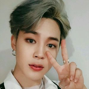 Meet your Posher, Rayna